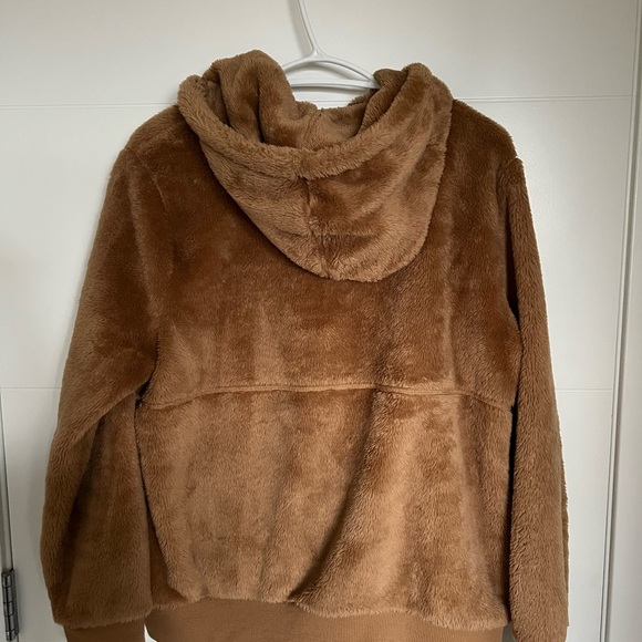 Old Navy. Teddy half zip. Medium - Picture 2 of 4